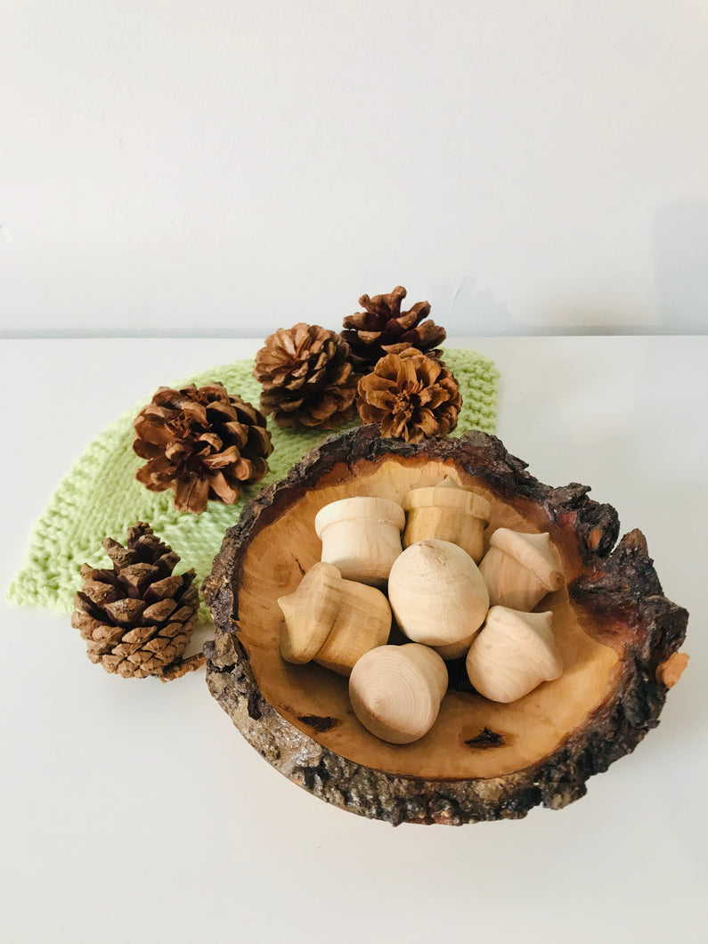 Wooden Acorn Ornaments and Wooden Dish - The Sidlaw Hare